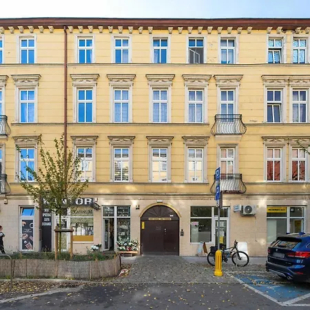 Slowackiego Bright Close To Mtp By Renters Апартаменти