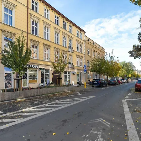 Slowackiego Bright Close To Mtp By Renters